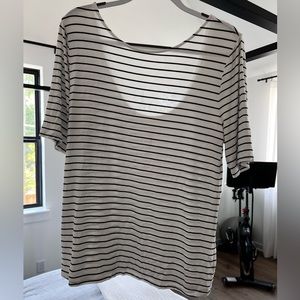White and black stripe top